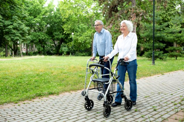 four wheeled walkers, two wheeled walkers, adjustable walkers, walker rental 